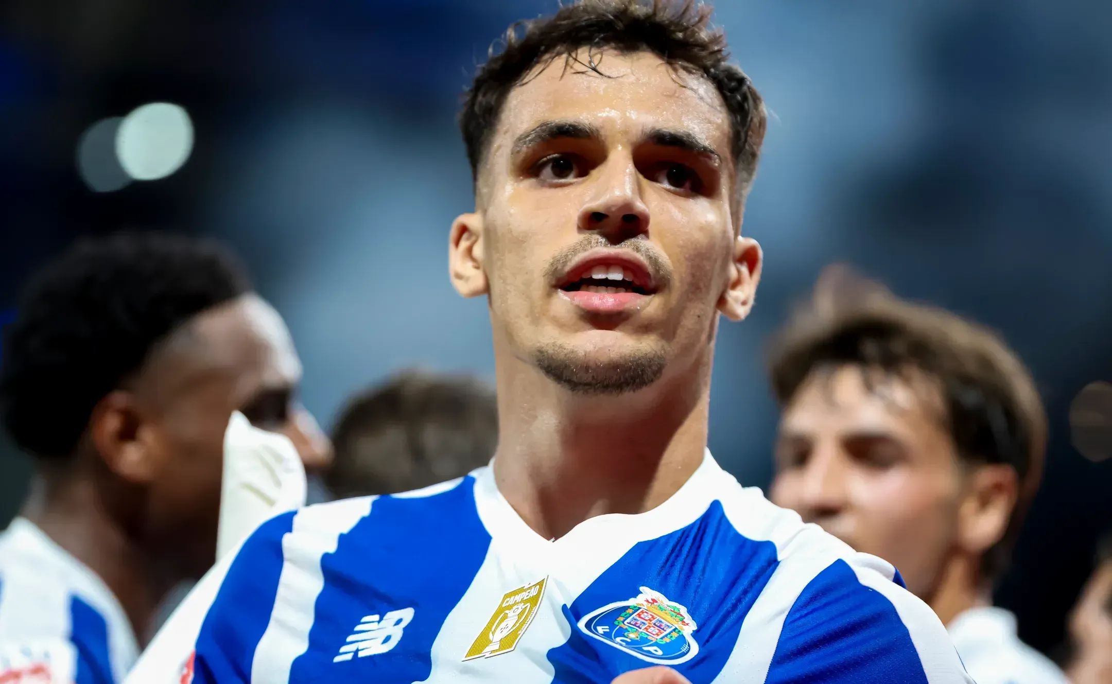O FC Porto que não pede licença